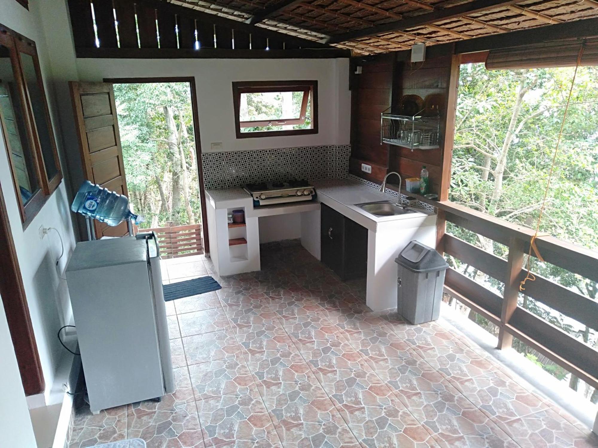 Treetop Guesthouse And Bungalows Сабанг Екстериор снимка